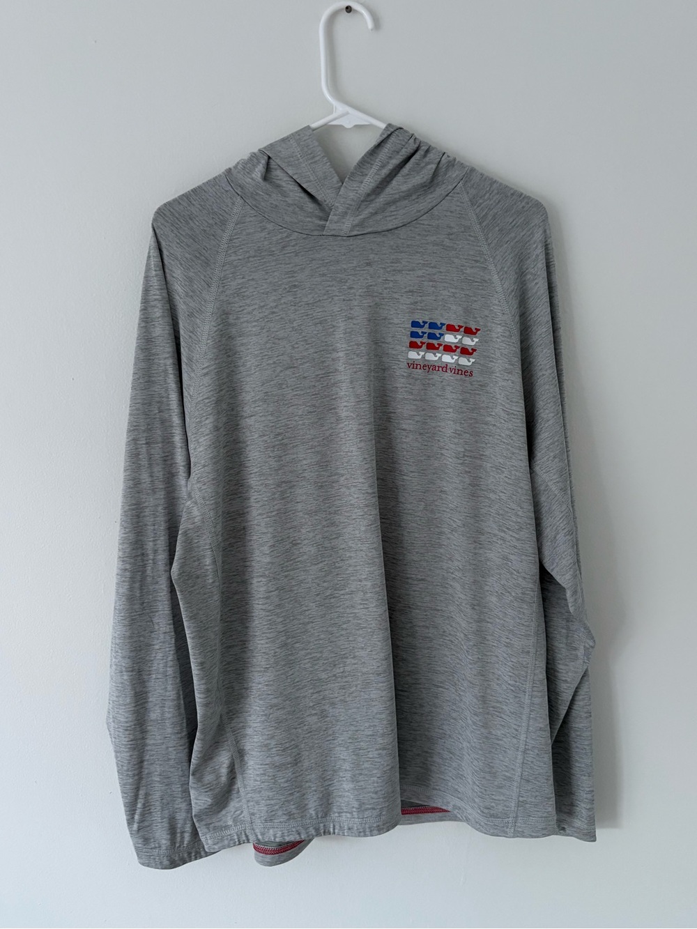 Vineyard Vines Heather Grey American Flag Performance Hooded Tee Size Medium